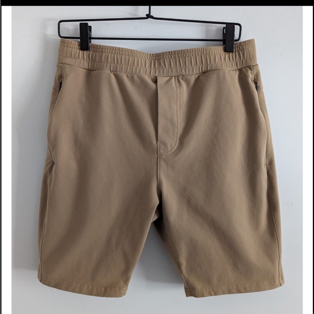 Public Rec All Day Every Day Shorts Men's Size 34 Regular Khaki Tan Bottoms